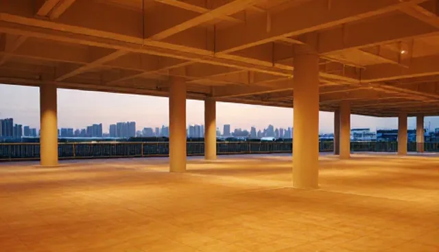 企业官网建设:自主开发与外包开发的取舍对比